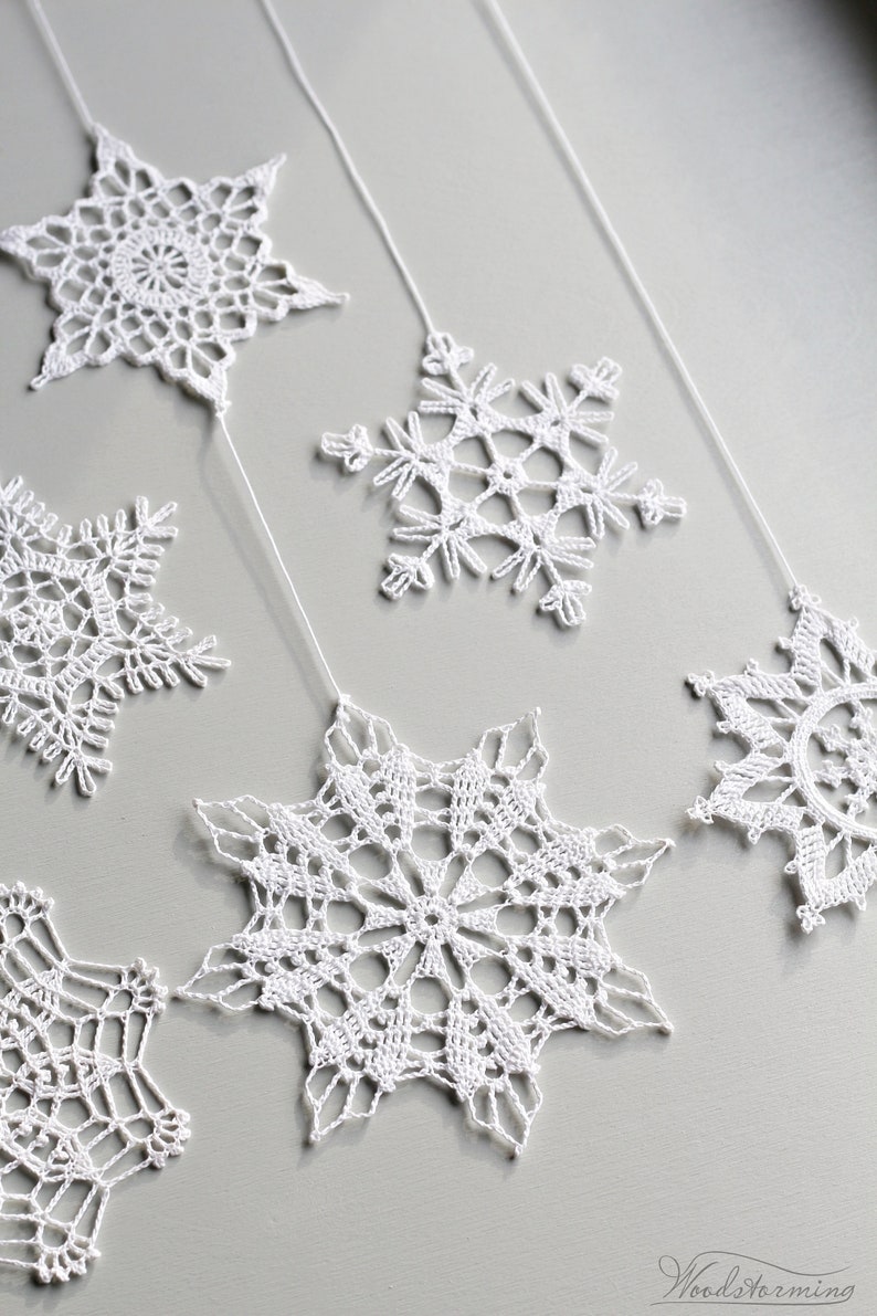 Kerst wand decor-gehaakte sneeuwvlokken mobiele-Kerstmis Wall Art-sneeuwvlokken en houten ornament voor Home decor afbeelding 4