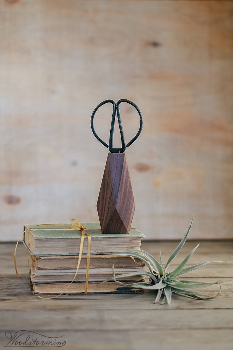 Faceted wood vase minimalist flower vase bud vase table centerpiece stick vase stem vase image 1