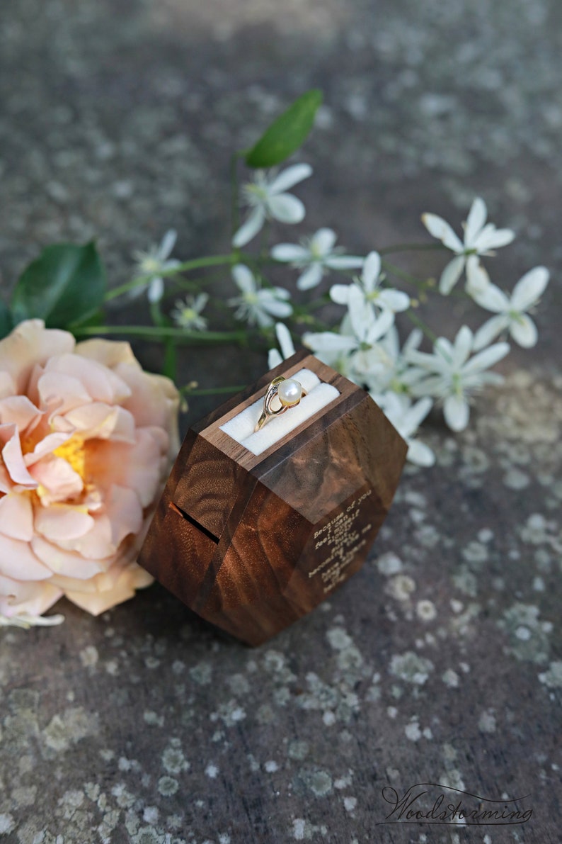 Wooden hexagon ring box, ring proposal box, modern minimalist ring box, ring display box by Woodstorming image 3