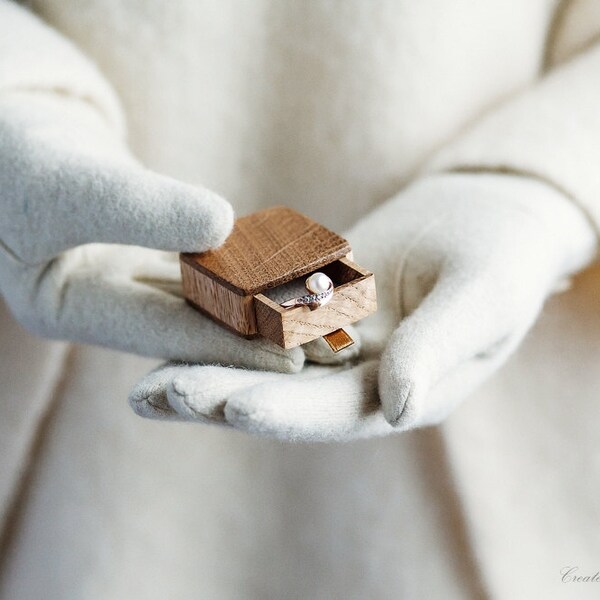 RESERVED for Laurie / Engagement ring box - slim, elegant, handmade of oak, original design - flat ring box - MADE to ORDER