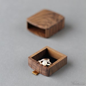 Unique slim engagement ring box, small wooden proposal ring box, pocket size ring holder by Woodstorming image 7