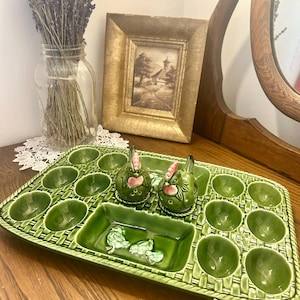 Vintage grüne Keramik Eierschale mit Küken Salz- und Pfefferstreuer, Made in Japan