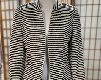 H&M stingy collar black and white stripe cropped open front zipper and snaps gold thread blazer resale apparel work casual