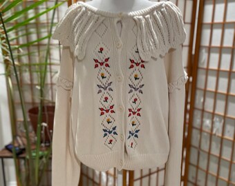 Crochet knit ruffle tier sleeves+collar flap embroidered floral sweater open front button down bohemian style casual cardigan vintage top