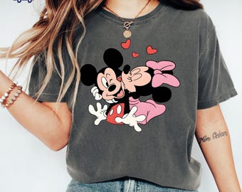 Comfort Colors®Disney Classic Minnie Mickey Mouse Kiss Shirt, Minnie Shirt, Mickey Shirt, Disneyland Holiday Vacation Shirt, Disney Retro
