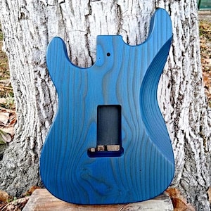 Cuerpo de guitarra Stratocaster de madera de fresno personalizado, cuerpo de guitarra eléctrica Stratocaster sin terminar imagen 4