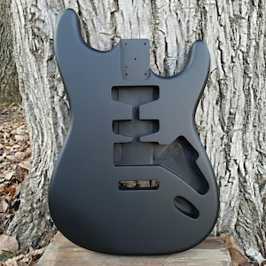 Cuerpo de guitarra Stratocaster de madera de fresno personalizado, cuerpo de guitarra eléctrica Stratocaster sin terminar imagen 15