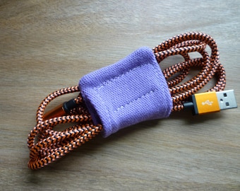 Funda para cables morada reciclada con velcro