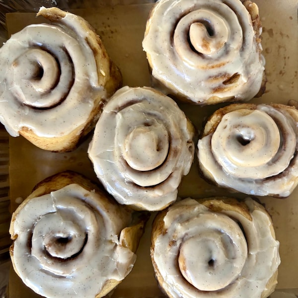 Rouleaux à la cannelle sans gluten (option sans produits laitiers + végétalien)