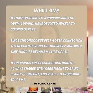 Op de afbeelding: Lichtbeige achtergrond met de tekst "WHO I AM?" en een beschrijving van een helderziende genaamd Kenje, die al meer dan 14 jaar anderen begeleidt. De tekst vermeldt ook persoonlijke lezingen en een diepe verbinding met energie&euml;n.