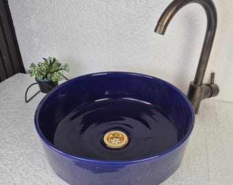 Lavabo da bagno in ceramica marocchina decorato a mano in blu e nero: lavabo artigianale in ceramica