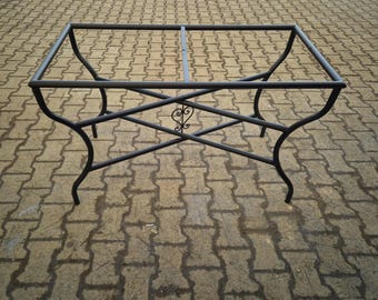 Patas de mesa de hierro marroquí hechas a mano: mesa de comedor rectangular de metal.