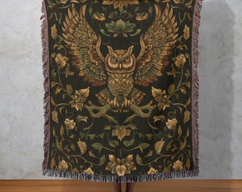 Coperta tessuta con gufo maestoso, arazzo con uccello gotico, decorazione mistica della natura