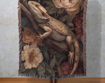 Bearded Dragon Woven Blanket, Botanical Lizard Tapestry, Mystical Animal Decor
