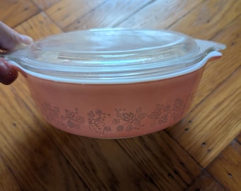 Vintage Gooseberry Pyrex Casserole Dish With Lid  471 1 Pint Pink Mid Century