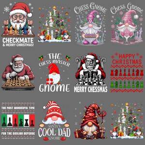 Könnte beinhalten: Eine Sammlung von weihnachtlichen Grafikdesigns mit Weihnachtsmännern, Zwergen und Schachfiguren. Designs enthalten Texte wie "Checkmate & Merry Christmas!" und "Santa's Cool Dad Gnome."