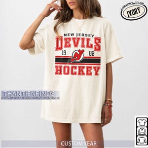 Comfort Colors New Jersey Devils Vintage Hockey Tee, Retro NHL Fan Shirt, Ice Hockey Graphic Apparel