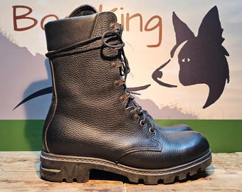 Dutch Army Bergmann paratrooper boots waterproof, walking, hiking UK 10