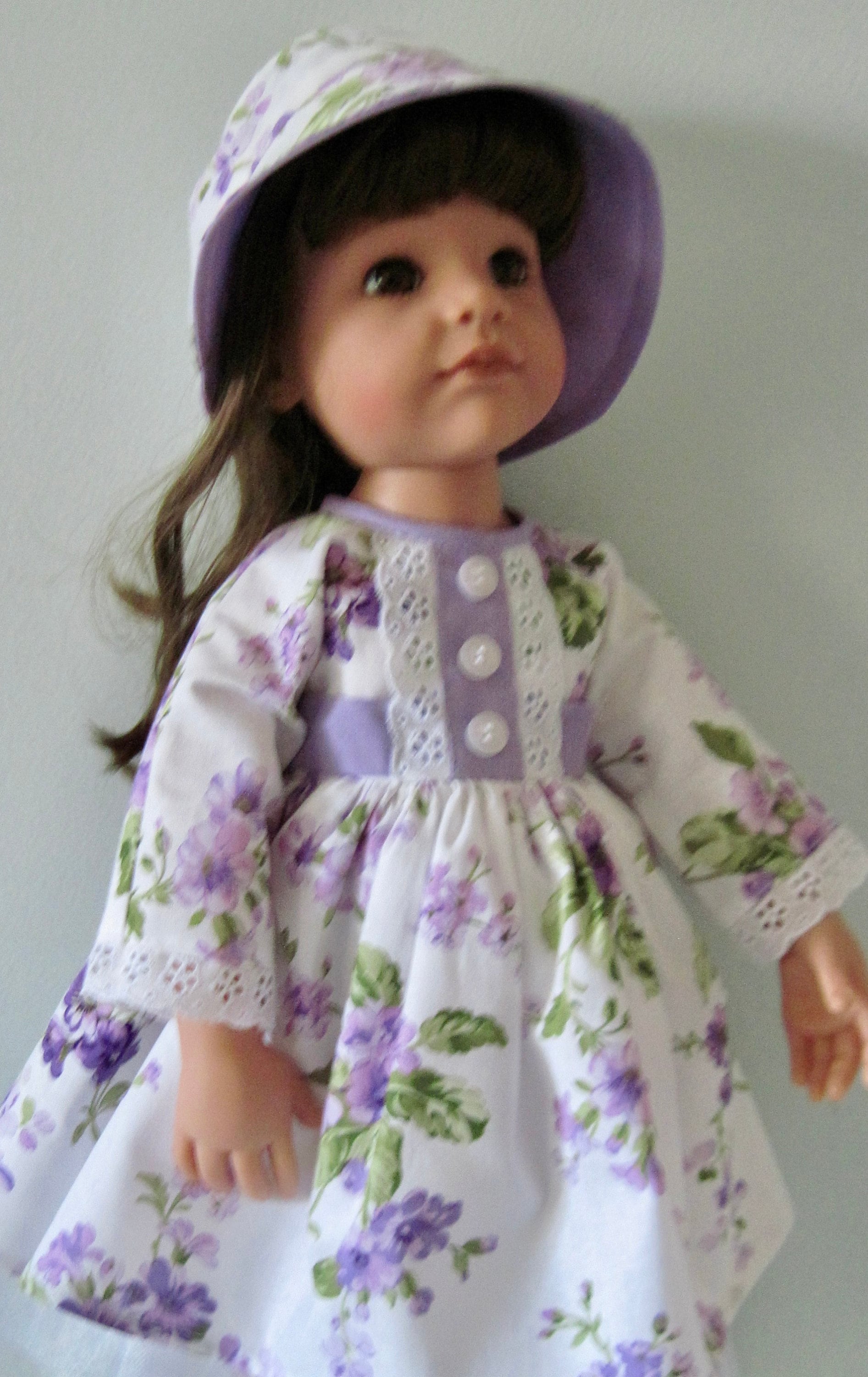 PDF リバーシブル帽子付きドレスの縫製パターンは、ハンナやローラなど