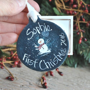 Personalized Baby's First Christmas Salt Dough Ornament imagem 2