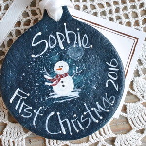 Personalized Baby's First Christmas Salt Dough Ornament imagem 3