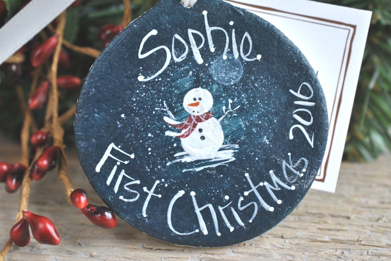 Personalized Baby's First Christmas Salt Dough Ornament imagem 1