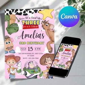 Puede incluir: Una tarjeta de invitaci&oacute;n de cumplea&ntilde;os rosa con personajes de dibujos animados, un borde con estampado de vaca y una estrella amarilla. El texto incluye: You've Got a Friend Who's THREE, join us to Celebrate, Amelia's 3RD BIRTHDAY, JULY 15 6 PM, 123 ANYWHERE ST, ANY CITY ST 12345, RSVP: 123-456-7890.