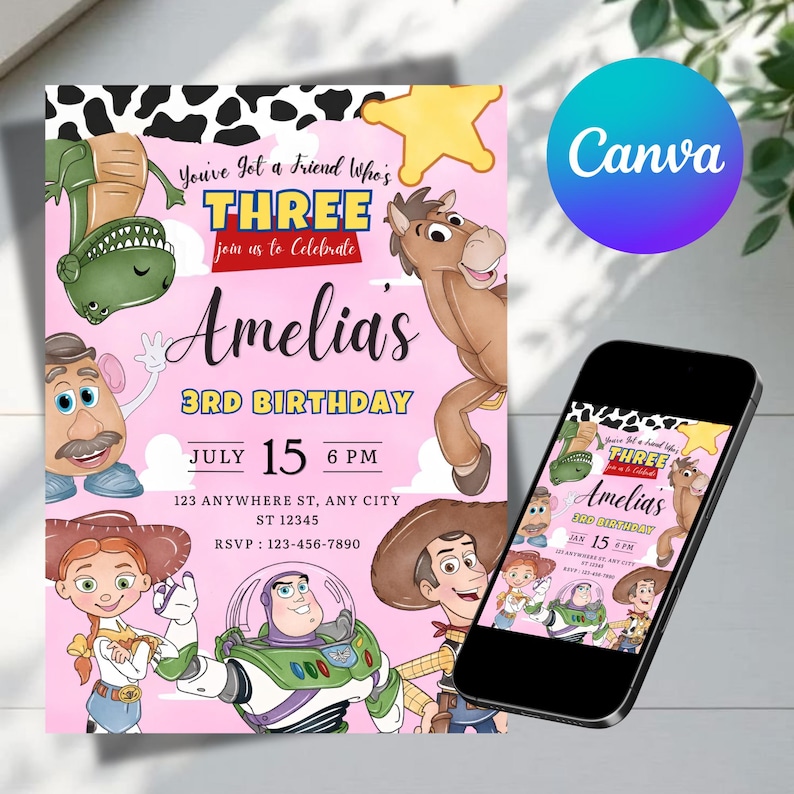 Puede incluir: Una tarjeta de invitaci&oacute;n de cumplea&ntilde;os rosa con personajes de dibujos animados, un borde con estampado de vaca y una estrella amarilla. El texto incluye: You've Got a Friend Who's THREE, join us to Celebrate, Amelia's 3RD BIRTHDAY, JULY 15 6 PM, 123 ANYWHERE ST, ANY CITY ST 12345, RSVP: 123-456-7890.