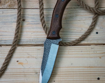 Forged Steel Fixed Blade with Walnut Handle, Handmade Engraved Outdoor Utility Knife for Camping And Survival, Personalized Gift Idea