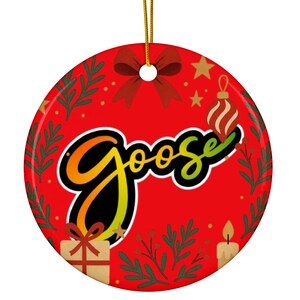 Adorno navideño redondo de cerámica con logotipo de ganso