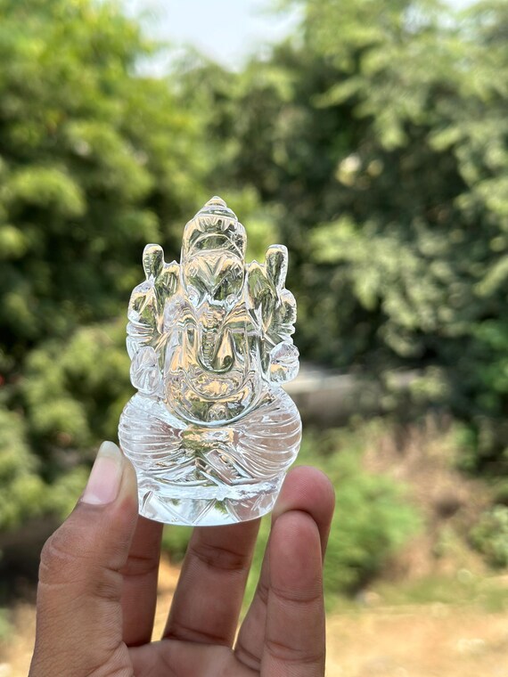 クリアクォーツのガネーシャ像：ヒマラヤ水晶彫刻 - Etsy 日本