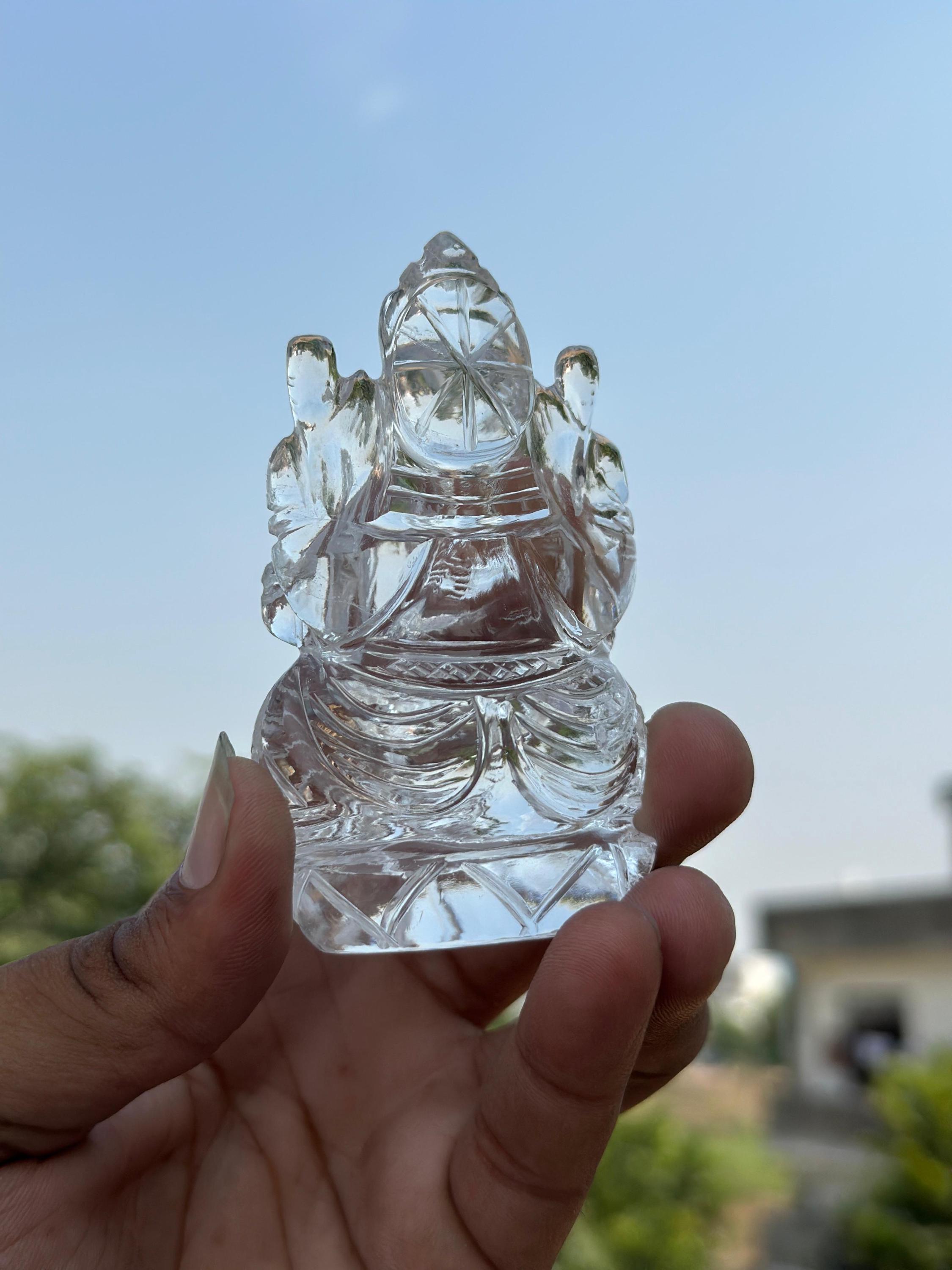 クリアクォーツのガネーシャ像：ヒマラヤ水晶彫刻 - Etsy 日本