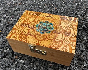 lotus inlay  connisouer box