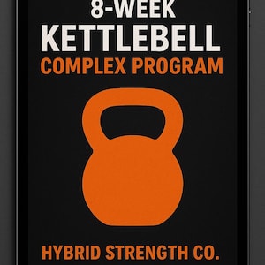 以下が含まれることがあります： デジタルタブレットには、フィットネスプログラムの広告が表示されています。黒い背景には、オレンジ色のケトルベルのグラフィックと「8-WEEK KETTLEBELL COMPLEX PROGRAM」と「HYBRID STRENGTH CO.」の文字があります。