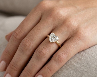 Bague de fiançailles en argent sterling plaqué or jaune 14 carats, sertie d'un diamant taille cœur de 2 carats, halo caché, bague d'amour pour elle