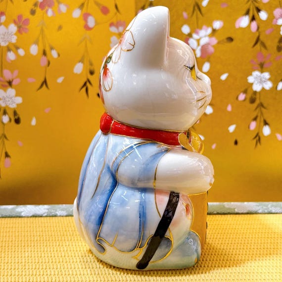 Kiyomizu-yaki Maneki Neko: Japanese Lucky Cat With Flower Crystal