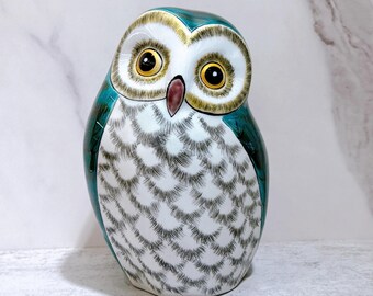 Kutani-yaki Maneki Neko: Japanese Kutani Owl | green glaze
