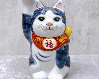 Kutani-yaki Maneki Neko: Japanese Lucky Cat with Flower Crystal Ao Kutani No. 4