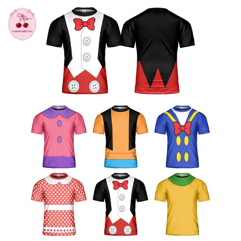 K&ouml;nnte beinhalten: Eine Kollektion von acht kurz&auml;rmeligen T-Shirts mit verschiedenen farbenfrohen Grafikdrucken, die von Zeichentrickfiguren-Outfits inspiriert sind, darunter Designs mit Fliegen, Kn&ouml;pfen, Punkten und einfarbigen Bl&ouml;cken in Rot, Schwarz, Wei&szlig;, Pink, Blau und Gelb.