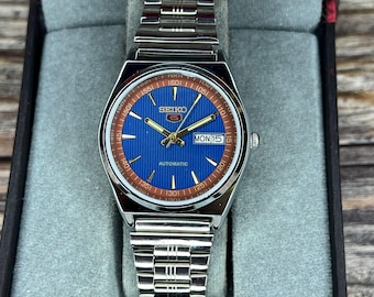 Refurbished Seiko 5 automatic wrist watch blue dial Day-date window working order