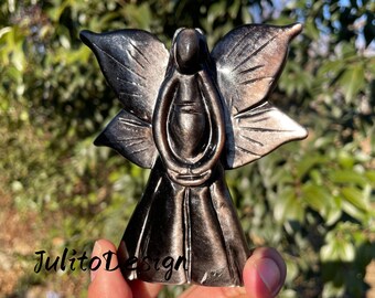 Cráneo de ángel de cuarzo y obsidiana plateada: decoración de elfo de cristal tallada a mano (9,9 cm)