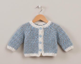 Patrón de cárdigan y patucos de bebé a crochet en PDF / Patrón de crochet para recién nacido / Regalo para baby shower / Descarga instantánea