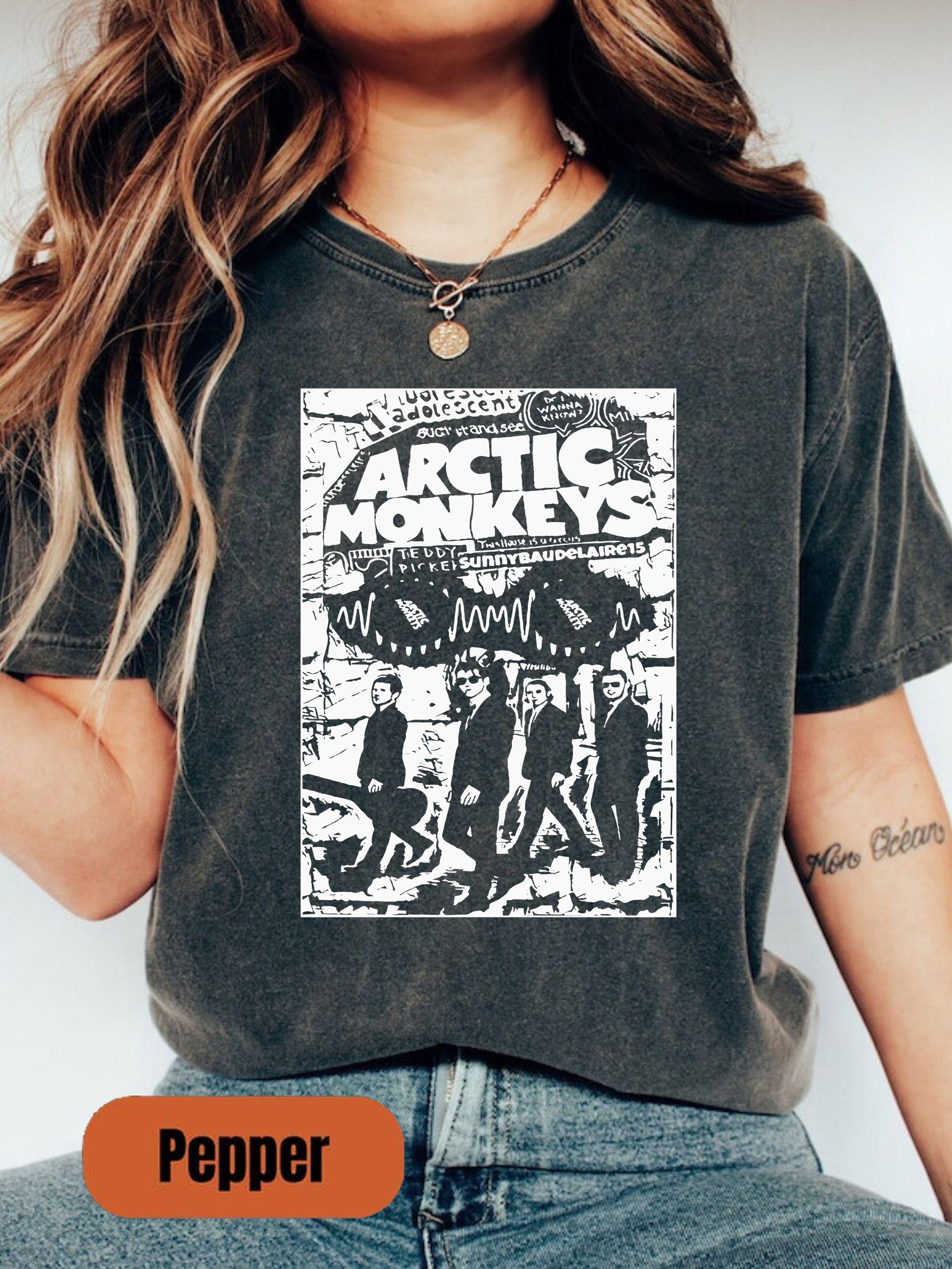 Vintage arctic monkeys band t shirt - Etsy 日本