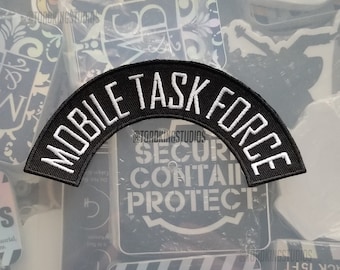 Mobile Sondereinsatzkommando Gebogener 5-Zoll-Aufnäher zum Aufbügeln - SCP Foundation MTF Cosplay