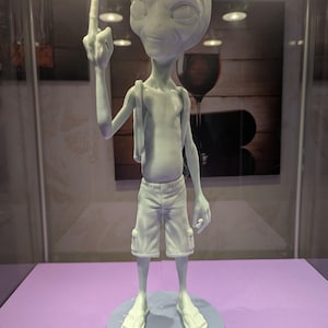 3D Printed "Paul" Alien Figurine | Sci-Fi Desk Decor (35cm)