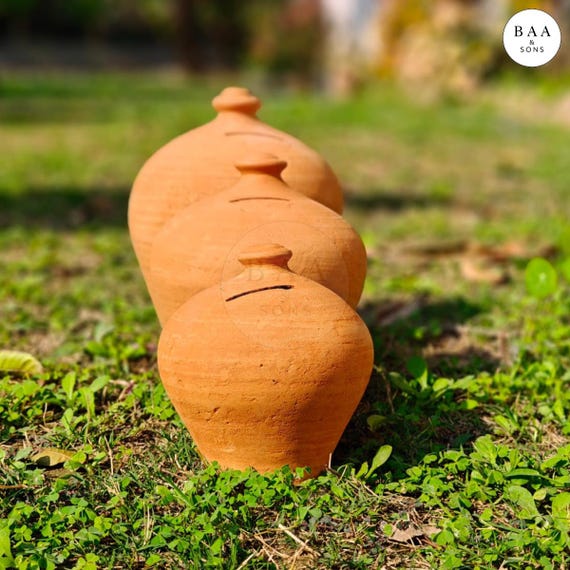 Handmade Terracotta Piggy Bank, Traditional Earthen Money Pot