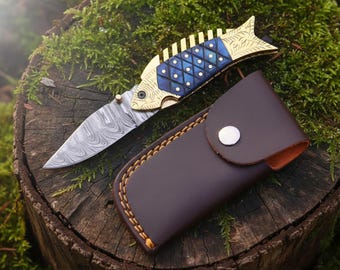 Custom Hand forged Damascus steel Pocket folding Camping tool, Anniversary Gift for Him,gift for dad, Boyfriend Gift, Husband Gift, Best dad