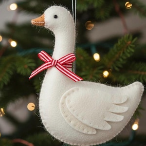 EASY Goose sewing pattern, Tree teddy, stuffed, craft, doll, plushie, mobile, farm, diy, days, felt ornament sewing pattern, template, farm
