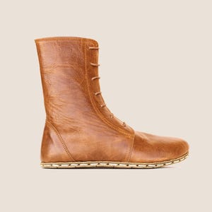 Lightweight minimalist shoe that reconnects you with the earth.