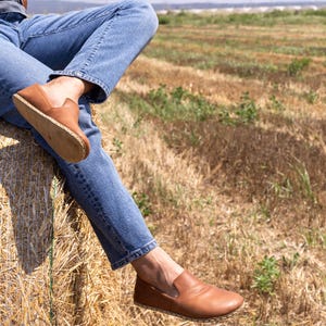 Traditional Gaziantep artisan craftsmanship meets modern earthing barefoot design.
